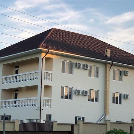 Gudauta Hotel Екстериор снимка