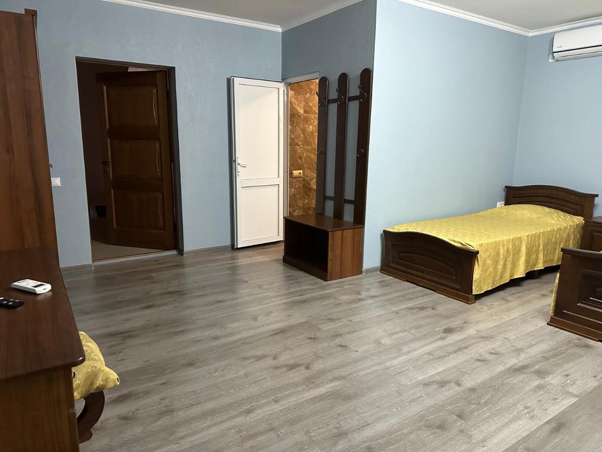 Gudauta Hotel Екстериор снимка