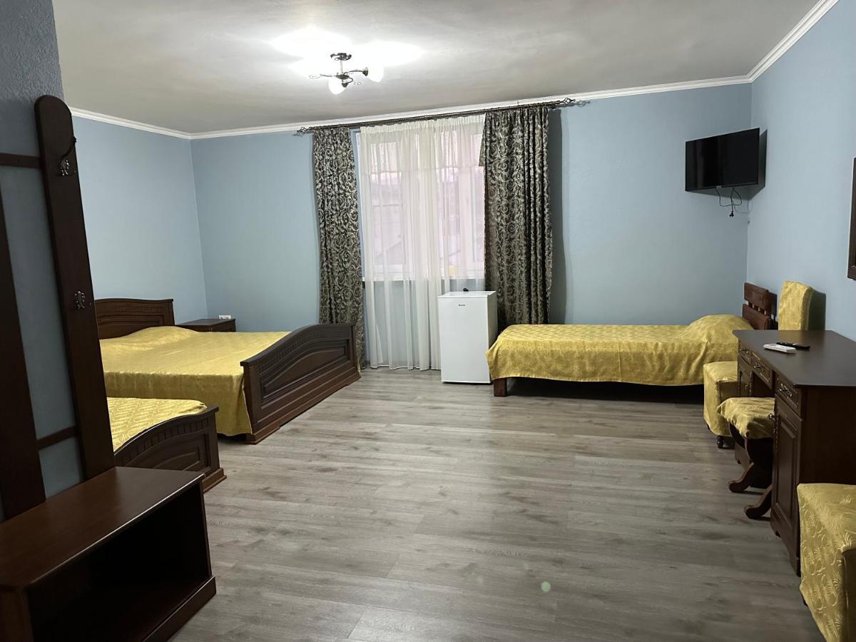 Gudauta Hotel Екстериор снимка