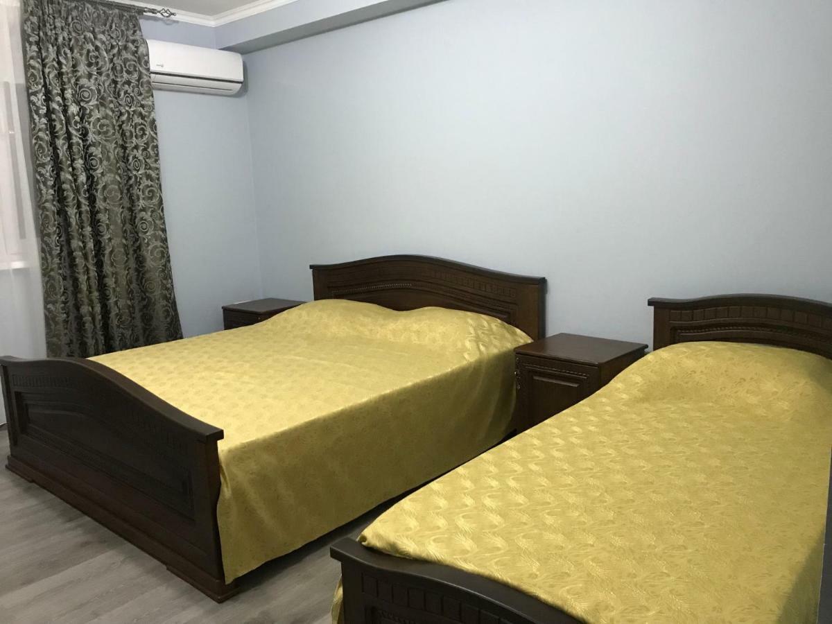 Gudauta Hotel Екстериор снимка