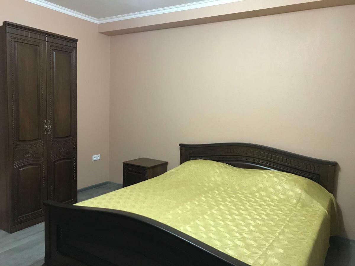 Gudauta Hotel Екстериор снимка