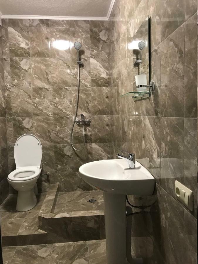 Gudauta Hotel Екстериор снимка