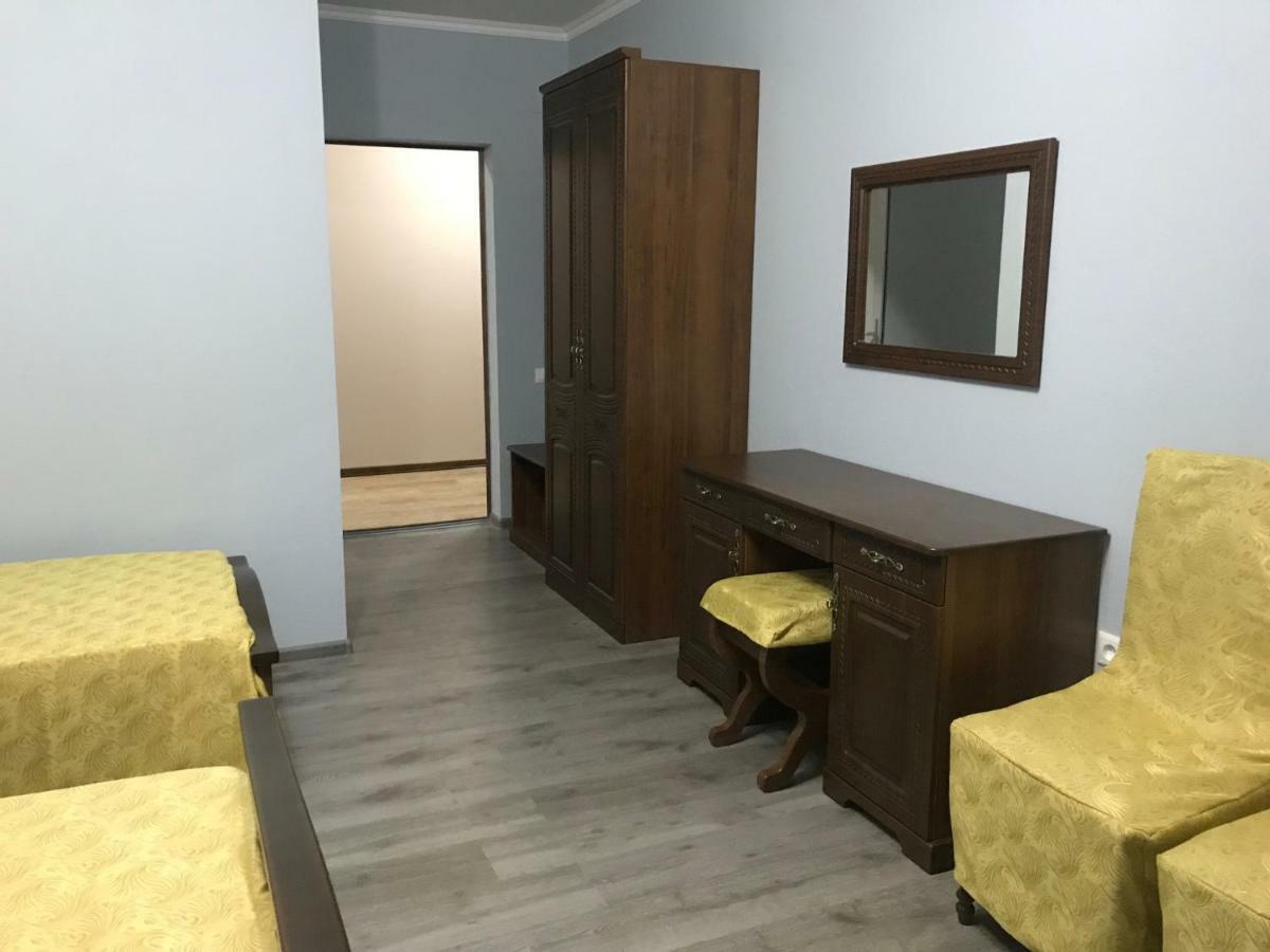 Gudauta Hotel Екстериор снимка